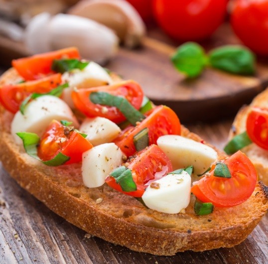 Bruschetta Tomate Mozzarella